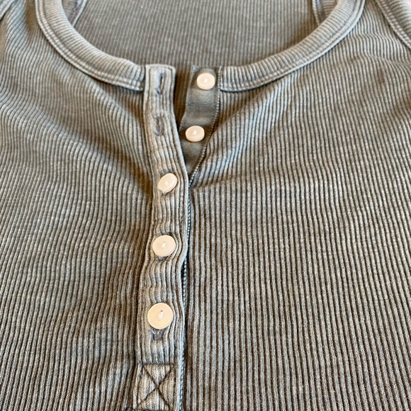 Aerie Tank (brand new) - Picture 3 of 3